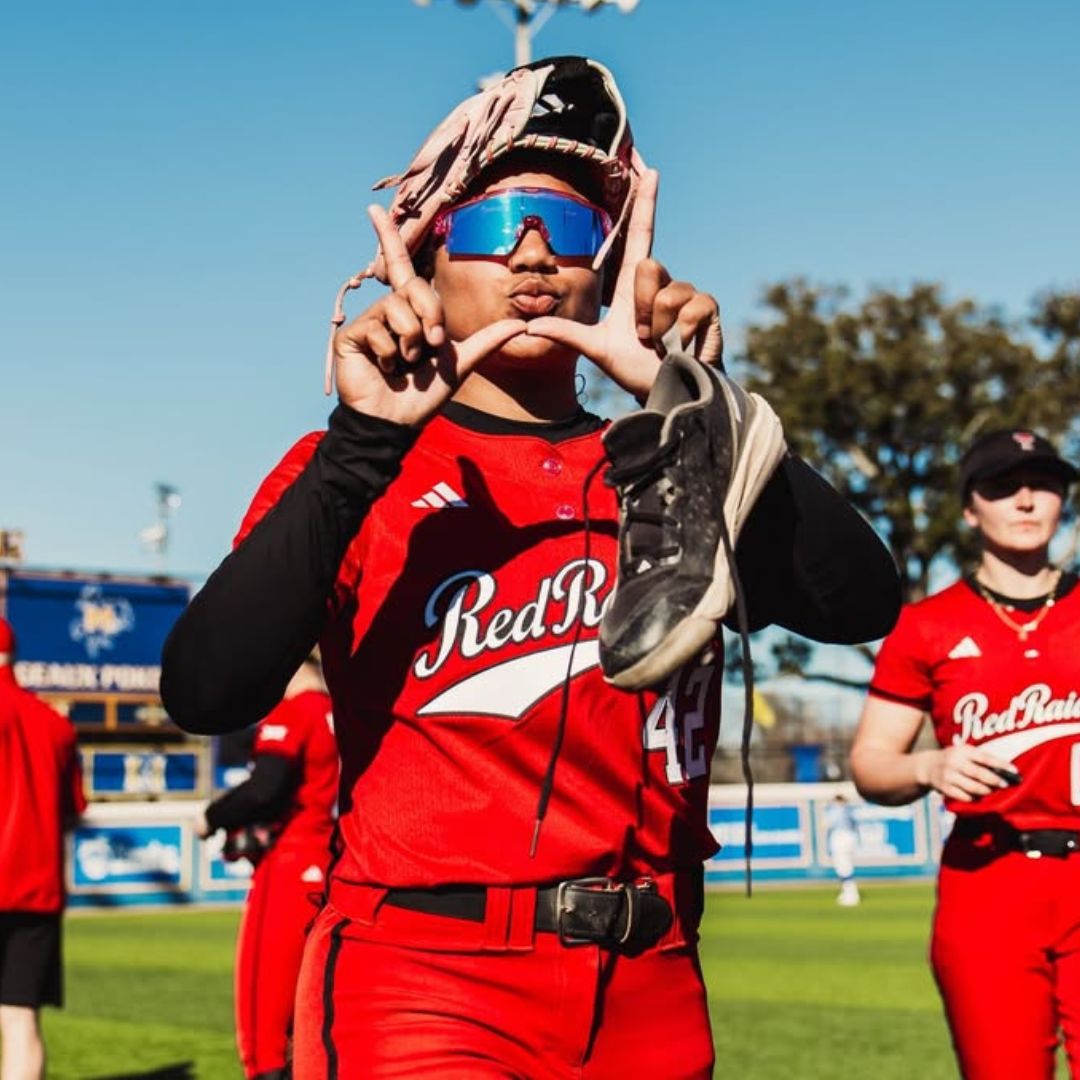 Solaro Shades Cosmos baseball sunglasses in Showstopper pink blue – sports eyewear for athletes. 