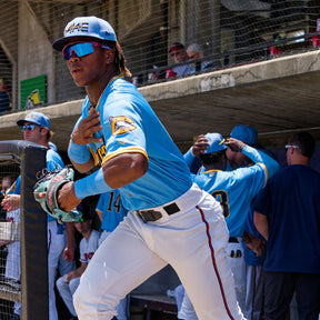 Solaro Shades Cosmos baseball sunglasses in Showstopper pink blue – sports eyewear for athletes. 